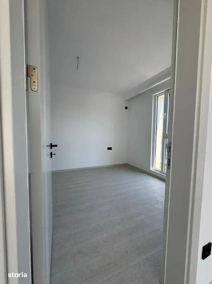 Apartament cu 2 camere semidecomandat în Titan