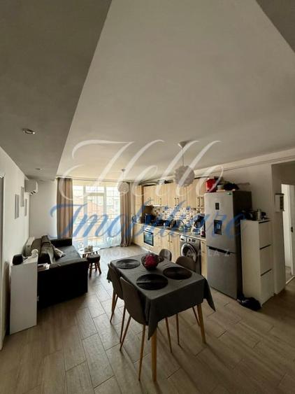 Apartament cu 3 camere decomandat, mobilat în Florești