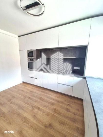 Apartament cu 2 camere decomandat în Cristian