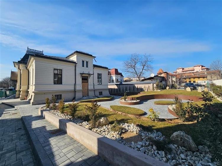 Birou, de 550 mp, în Titulescu