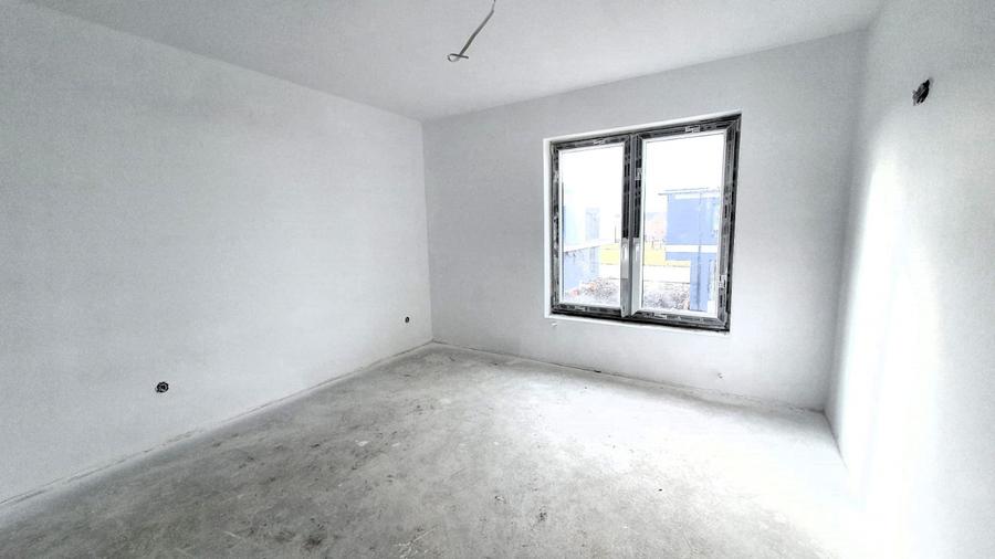 Casă cu 4 camere cu Teren 260 Mp în Rășinari