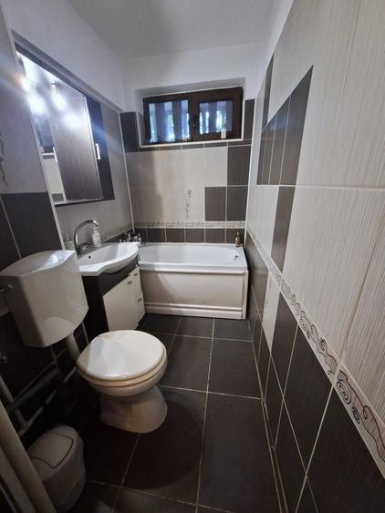 Apartament cu 3 camere decomandat, mobilat în Timișoara