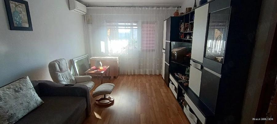 Apartament cu 2 camere decomandat în Dacia