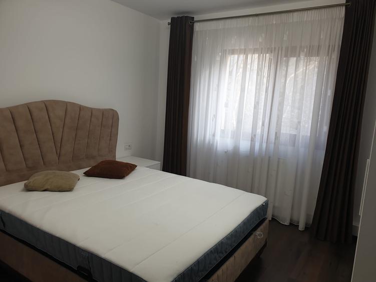 Apartament cu 3 camere decomandat în Nord