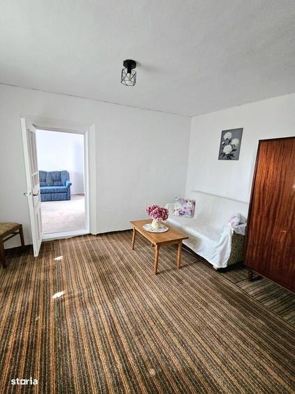 Casă cu 4 camere cu Teren 1100 Mp în Muntenii de Jos