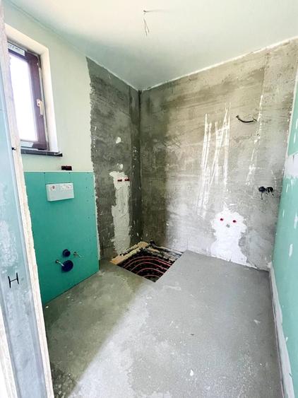 Casă individuală cu 3 camere cu Canalizare în Cihei