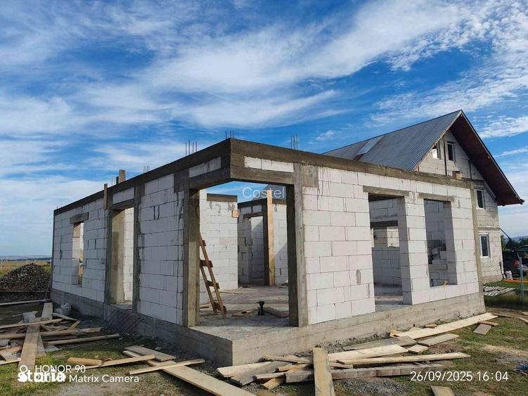 Casa noua cu 3 camere si teren de 1000 mp