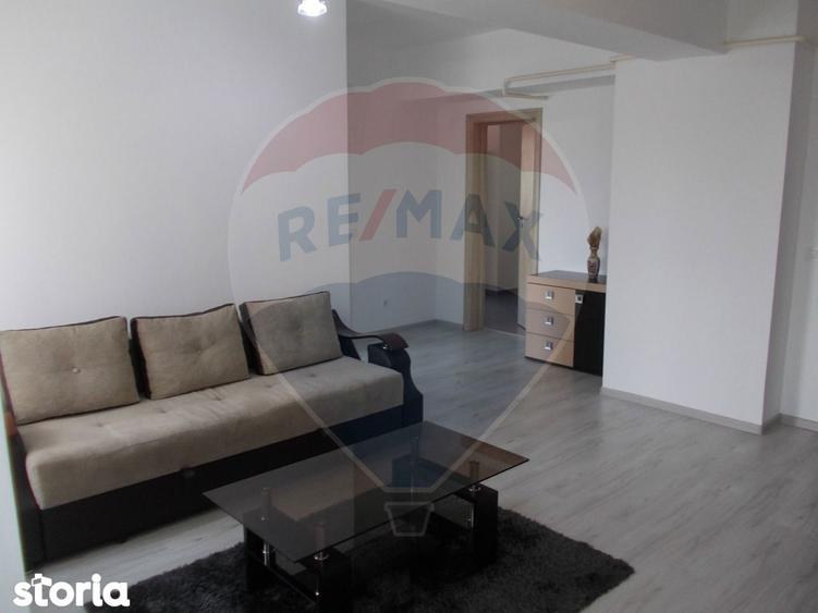 Apartament cu 2 camere, mobilat în Craiovița Nouă