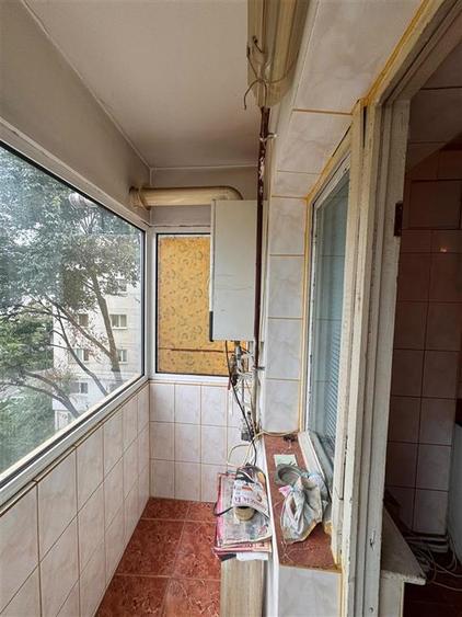 3 camere, decomandat, 83 mp, etaj intermediar in bloc cu lift, Tineretului - 13