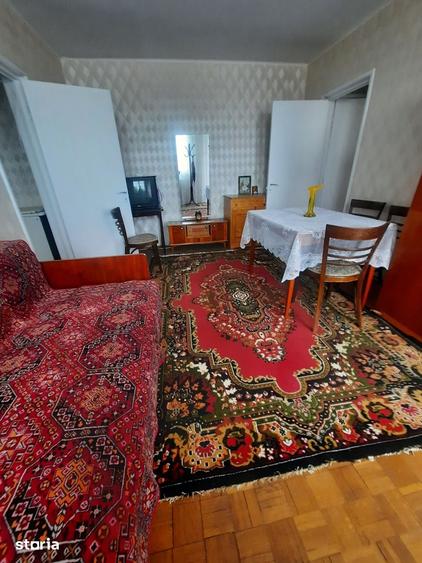 Perfect pentru elevi /studenti , inchiriez apartament 2 camere - 4