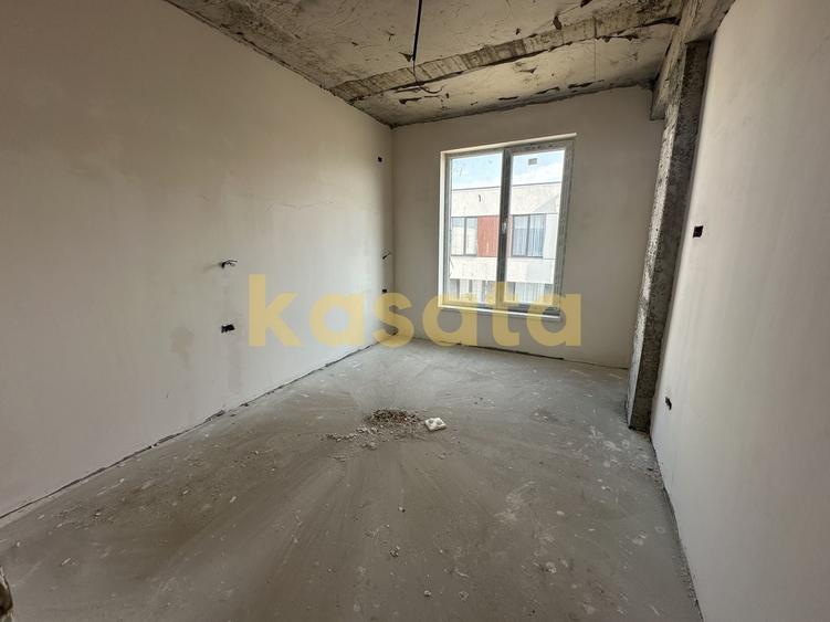 Casă individuală cu 4 camere cu Canalizare în Exterior Vest