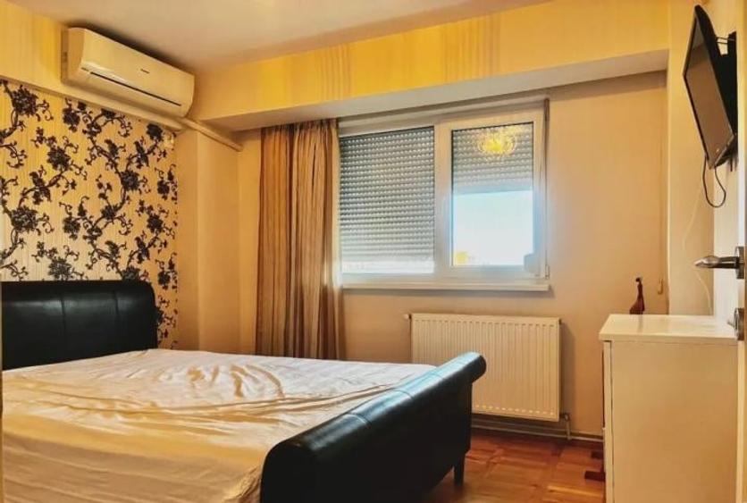 Apartament cu 4 camere decomandat, mobilat în 13 Septembrie