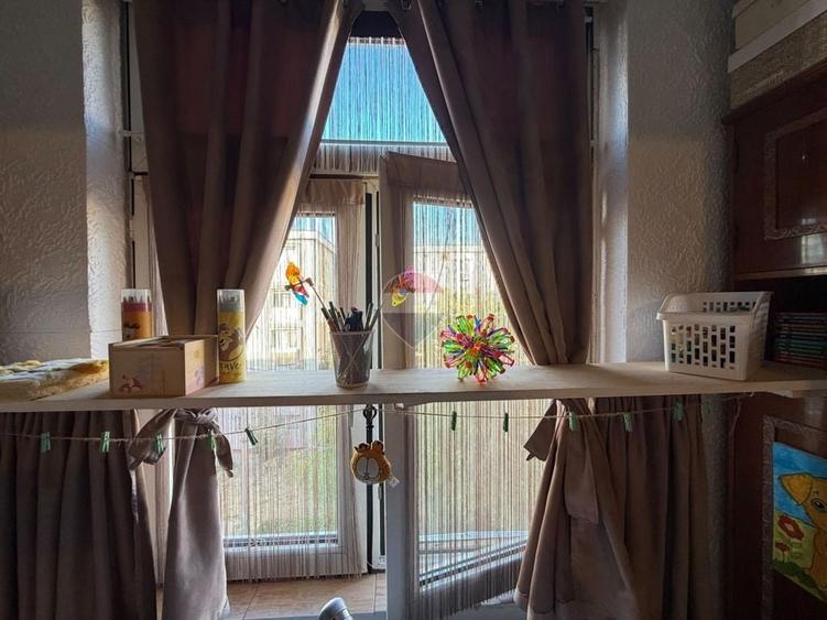 Apartament cu 2 camere decomandat în Hotvon