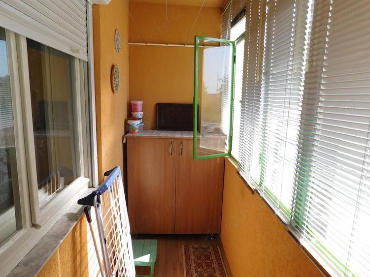 Vand ap.3 camere,central,et.1,garaj,negociabil ! - 3
