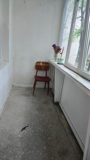 Apartament cu 3 camere decomandat în Drumul Taberei