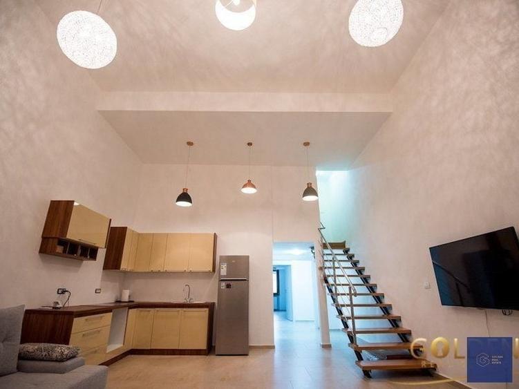 Apartament cu 5 camere decomandat în Ultracentral