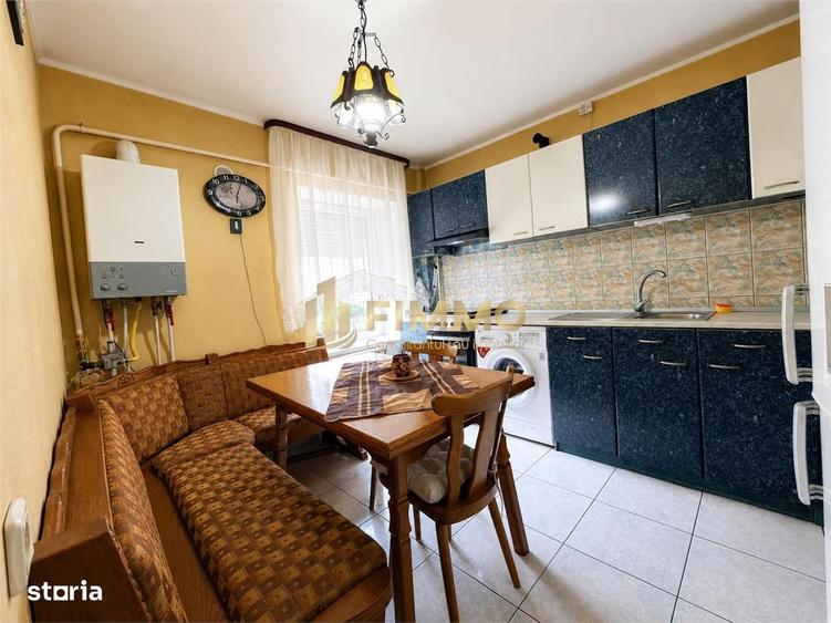 Apartament cu 3 camere în George Enescu