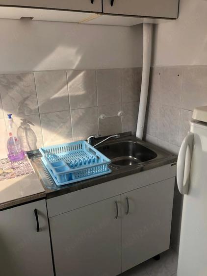 Garsonieră decomandată în Podgoria