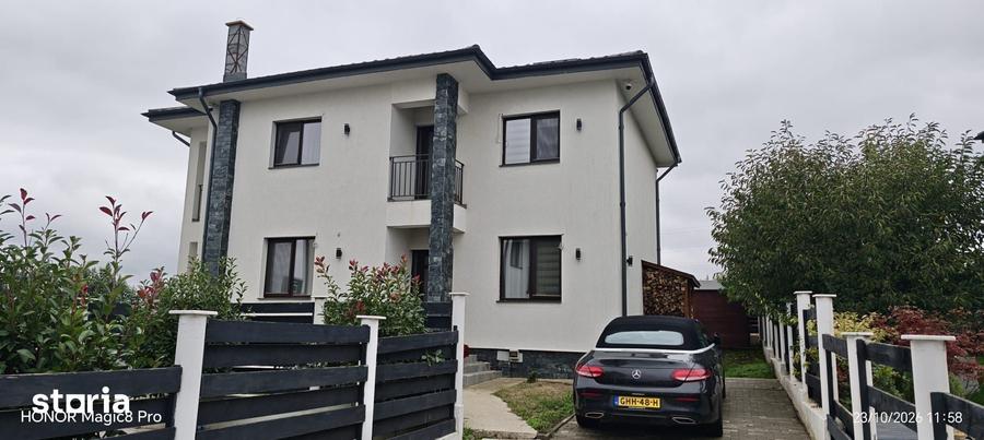 Casă cu 4 camere cu Teren 380 Mp în Ruginoasa