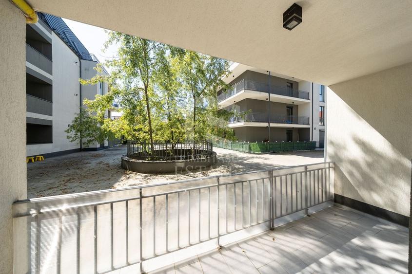 Apartament cu 2 camere semidecomandat, mobilat în Tractorul