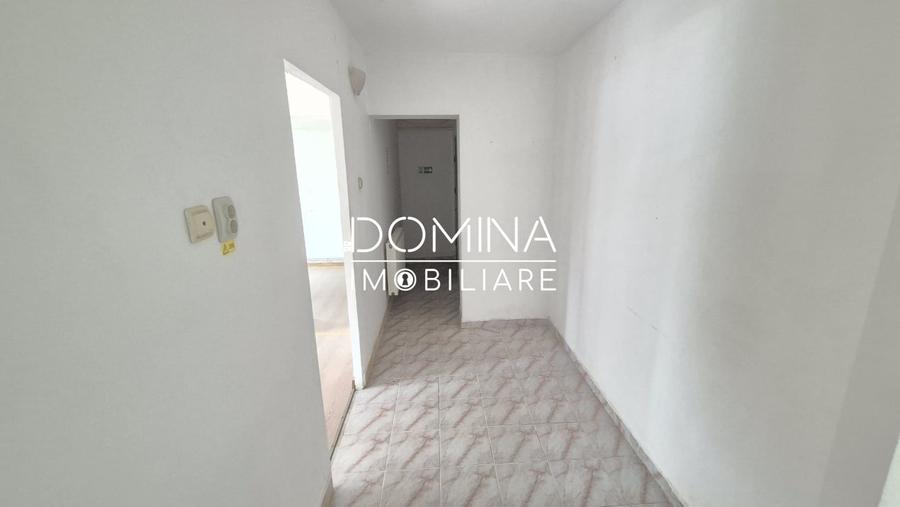 Spațiu comercial, de 45 mp, în Central