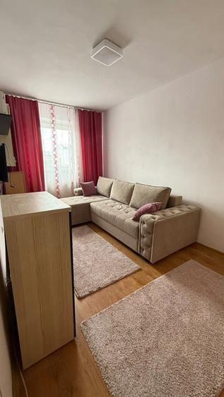 Garsonieră decomandată în Complex Studențesc