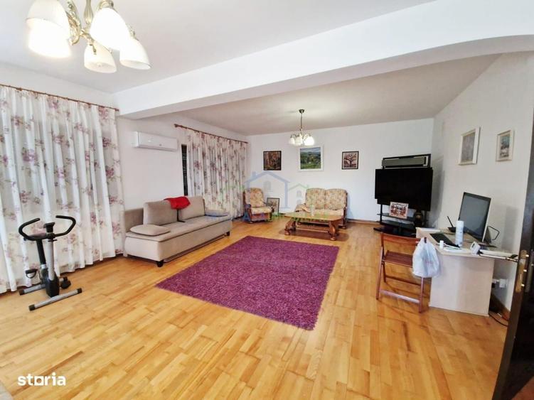 Casă cu 4 camere cu Teren 2936 Mp în Coșoveni