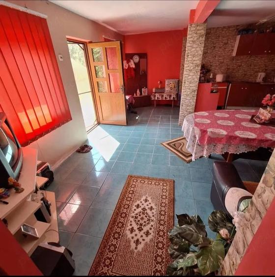Casă cu 4 camere cu Teren 600 Mp în Exterior Vest