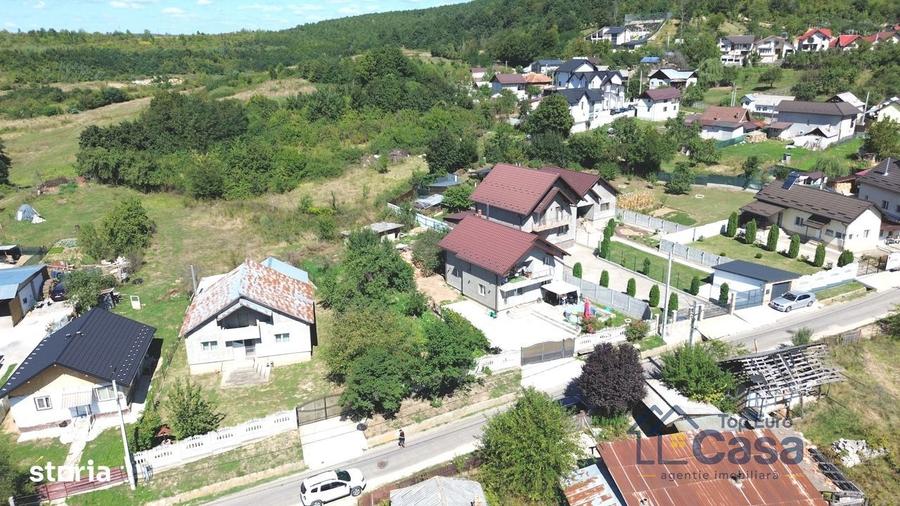 Casă cu 3 camere cu Teren 445 Mp în Central