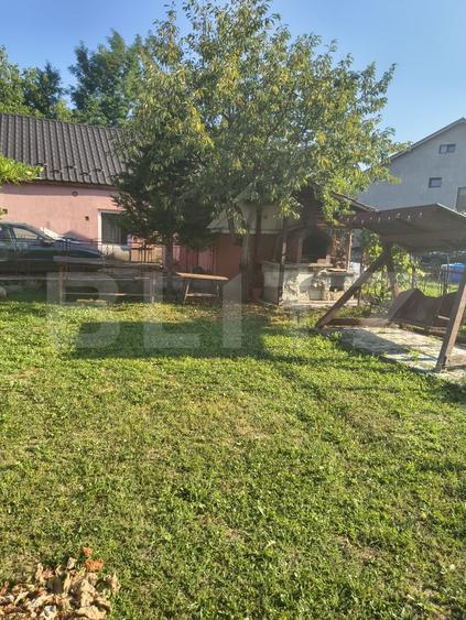Casă individuală cu 6 camere cu Canalizare în Vest