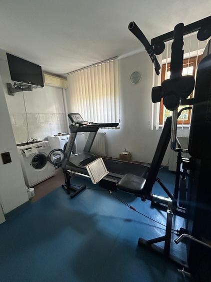 Apartament cu 2 camere semidecomandat, mobilat în Capitale