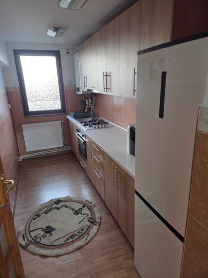 Casă cu 3 camere cu Teren 80 Mp în Giulești