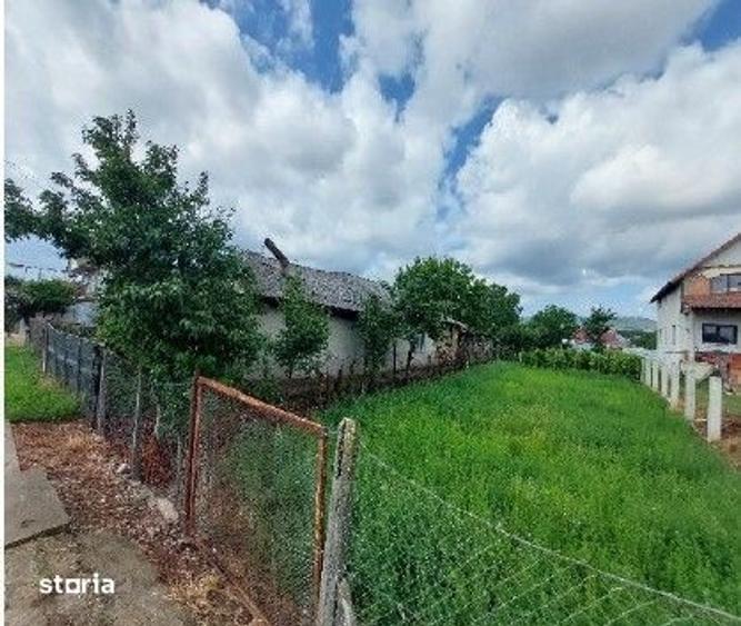 Casă cu 6 camere cu Teren 692 Mp în Nicolae Bălcescu