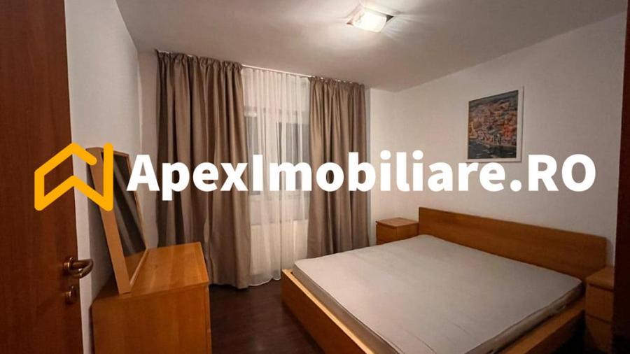 Apartament cu 3 camere decomandat în Tineretului