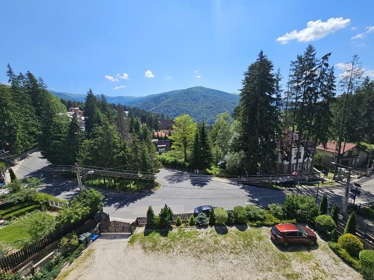 Apartament cu 4 camere decomandat, mobilat în Furnica