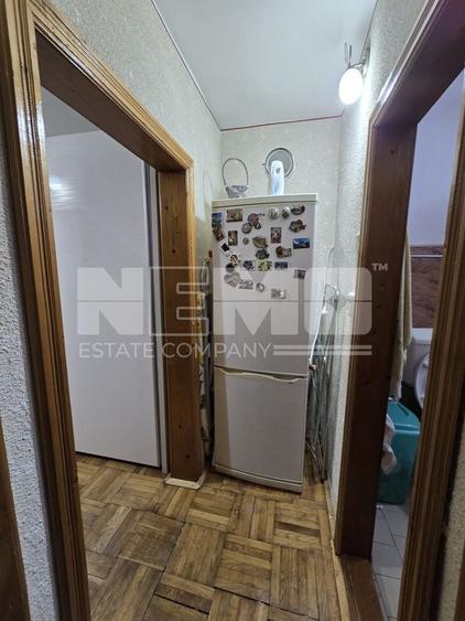 Apartament cu 3 camere decomandat, mobilat în Central