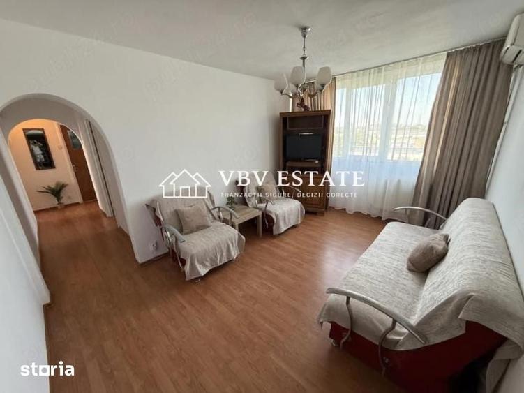 Apartament cu 3 camere semidecomandat în Militari