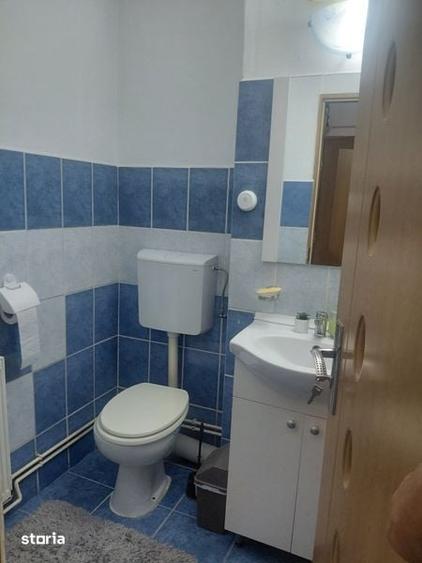Apartament cu 4 camere în Vitrometan
