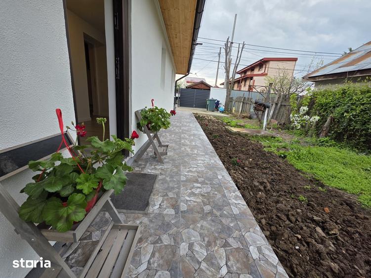 Casă cu 3 camere cu Teren 355 Mp în Voluntari