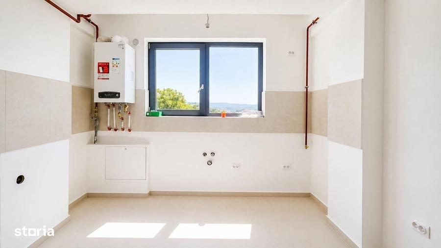 Apartament cu 3 camere decomandat în Mircea cel Bătrân