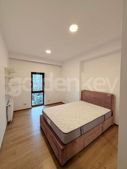 Duplex cu 4 camere cu Canalizare în Pipera
