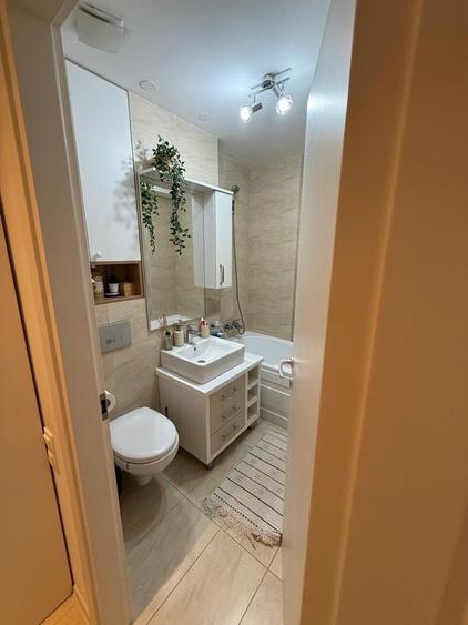 Apartament cu 2 camere decomandat în Crețuleasca