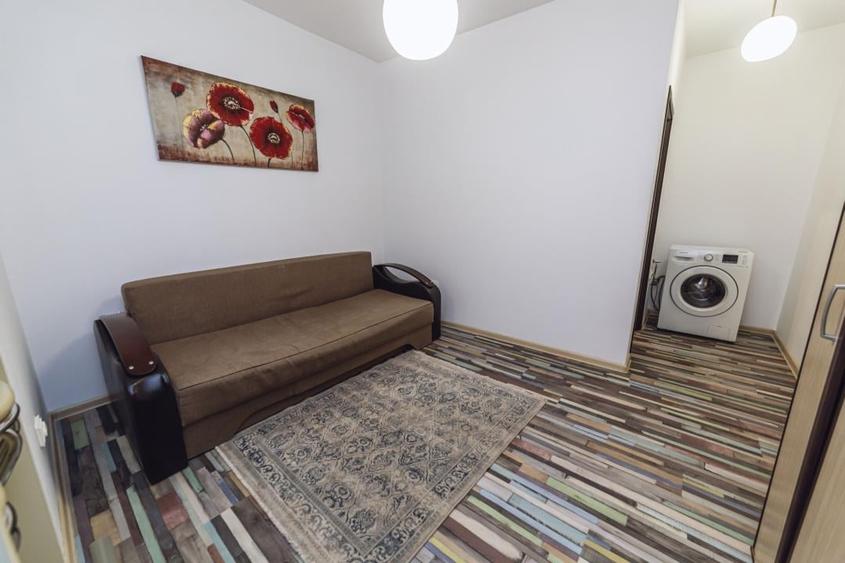 Apartament cu 2 camere semidecomandat în Sebastian