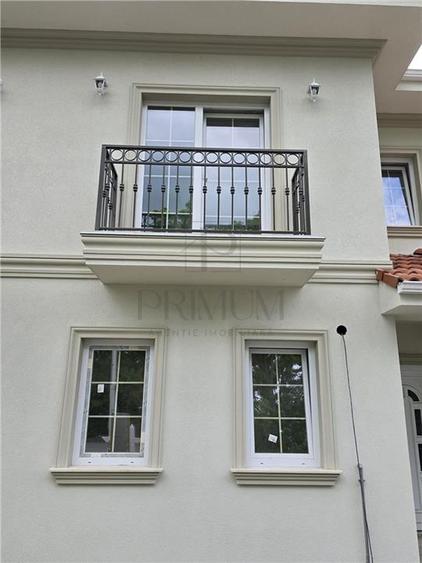 Duplex cu 4 camere cu Canalizare în Moșnița Veche