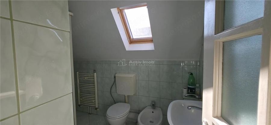 Casă cu Teren 1219 Mp în Bucovăț (Remetea Mare)