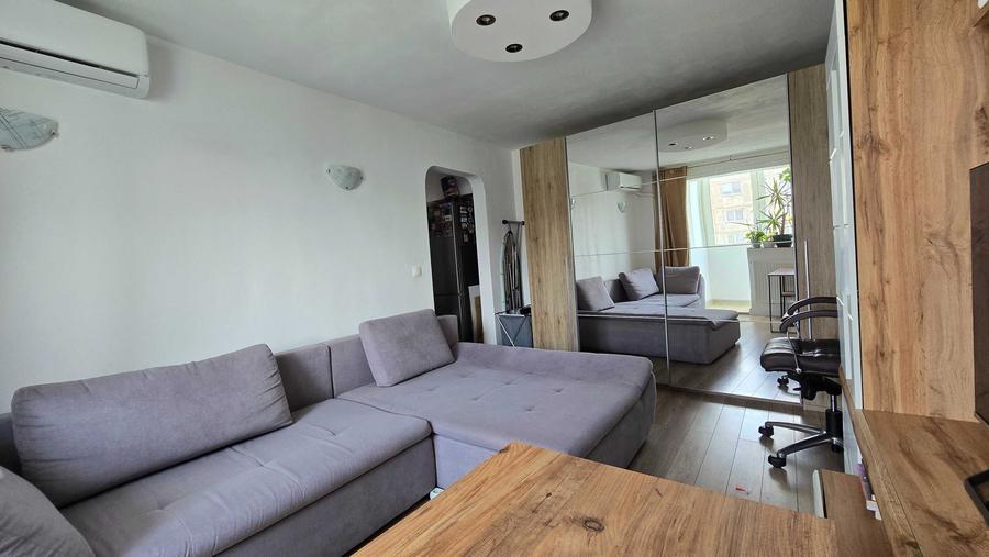 Apartament cu 2 camere decomandat în Militari