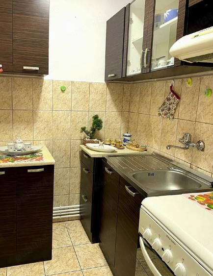 Apartament cu 2 camere decomandat în Micro 14