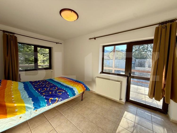Duplex cu 6 camere cu Canalizare în Cioplea