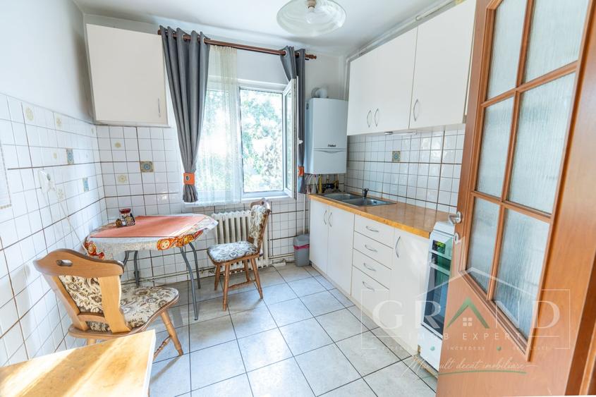 Apartament cu 3 camere semidecomandat, mobilat în Mănăștur