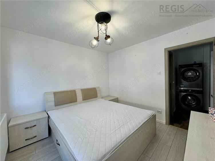 Apartament cu 3 camere decomandat, mobilat în Calea București